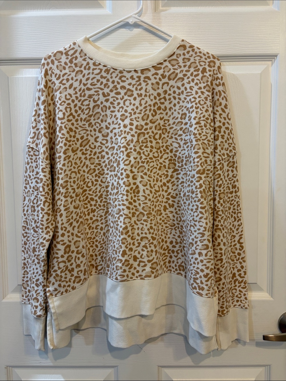 Time and Tru Cream and Tan Leopard Print Crewneck Sweat Shirt